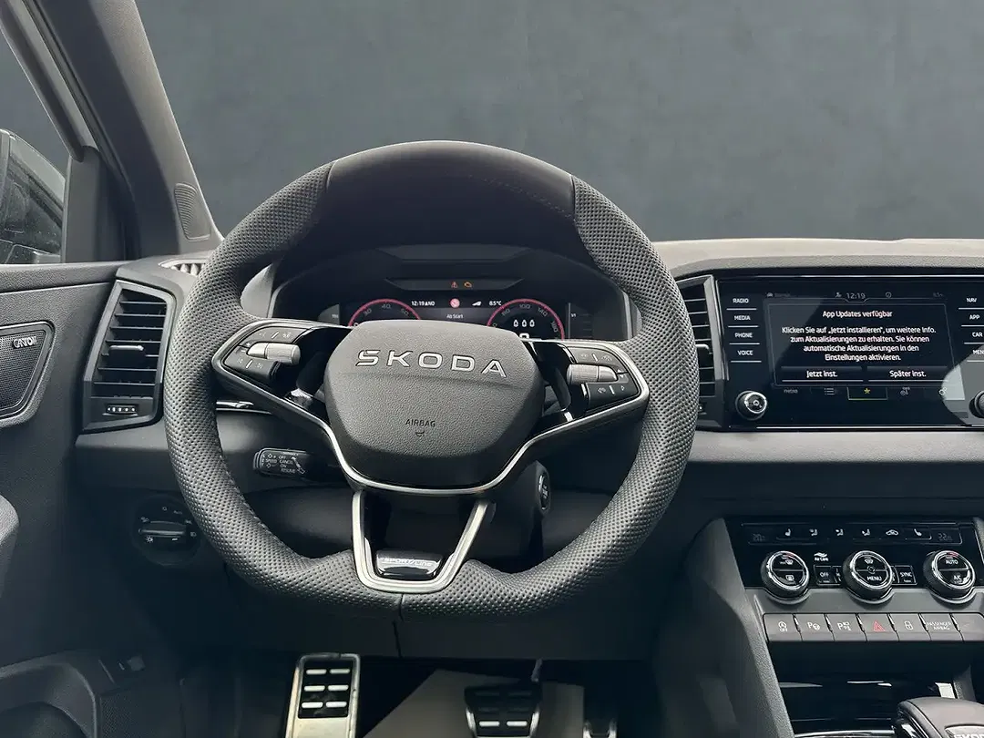 Skoda Karoq - Thumbnail 5