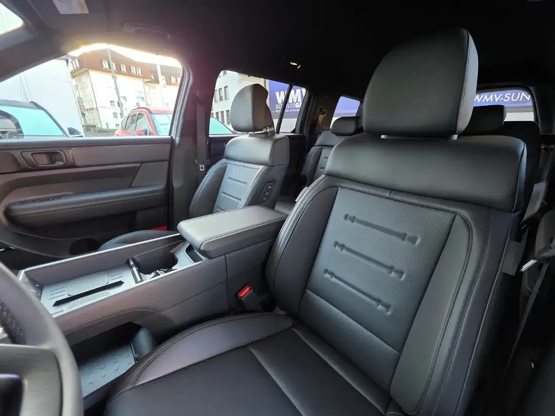 Hyundai SANTA FE - Thumbnail 11