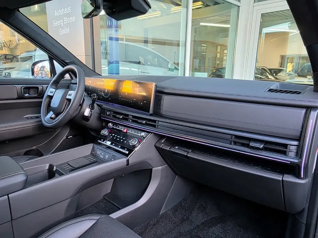 Hyundai SANTA FE - Thumbnail 13
