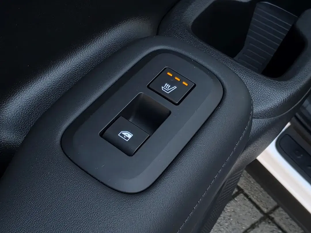 Hyundai SANTA FE - Thumbnail 18