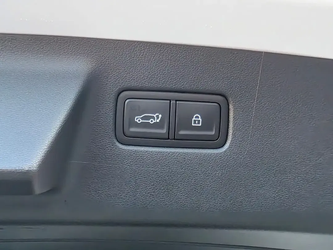 Hyundai SANTA FE - Thumbnail 28