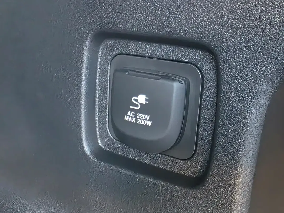 Hyundai SANTA FE - Thumbnail 29