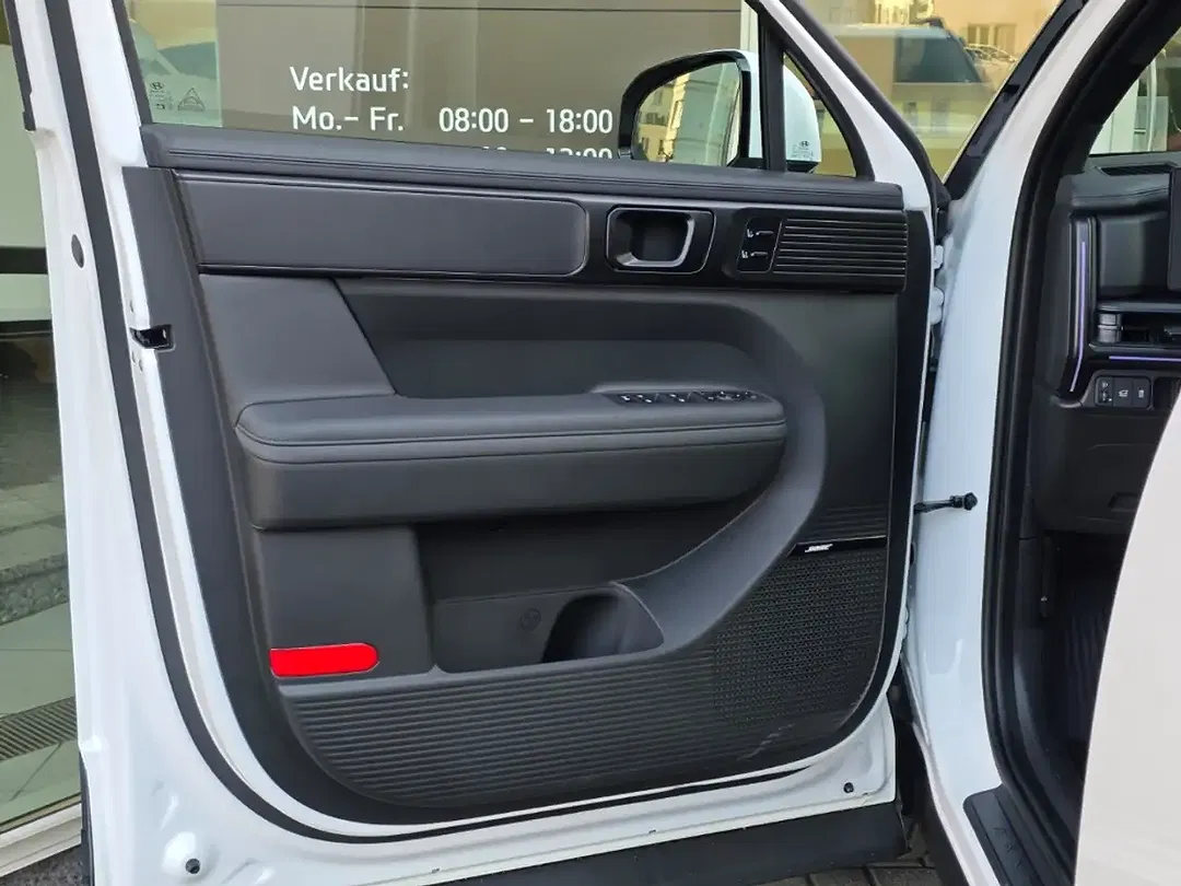 Hyundai SANTA FE - Thumbnail 31