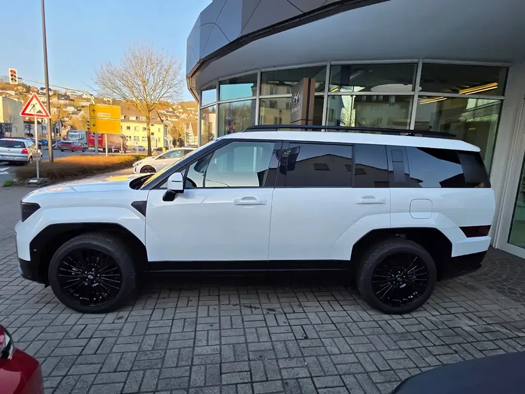 Hyundai SANTA FE - Thumbnail 4