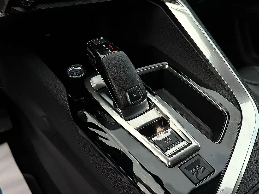 Peugeot 5008 - Thumbnail 18