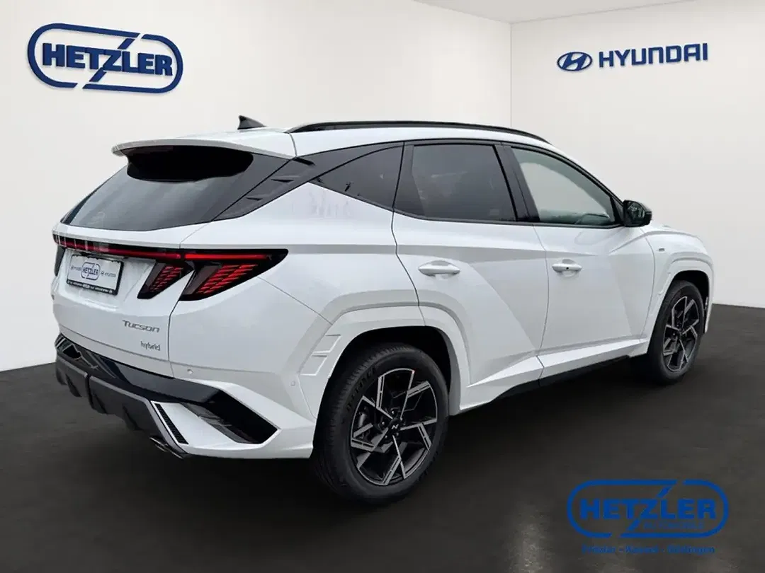 Hyundai TUCSON - Thumbnail 3