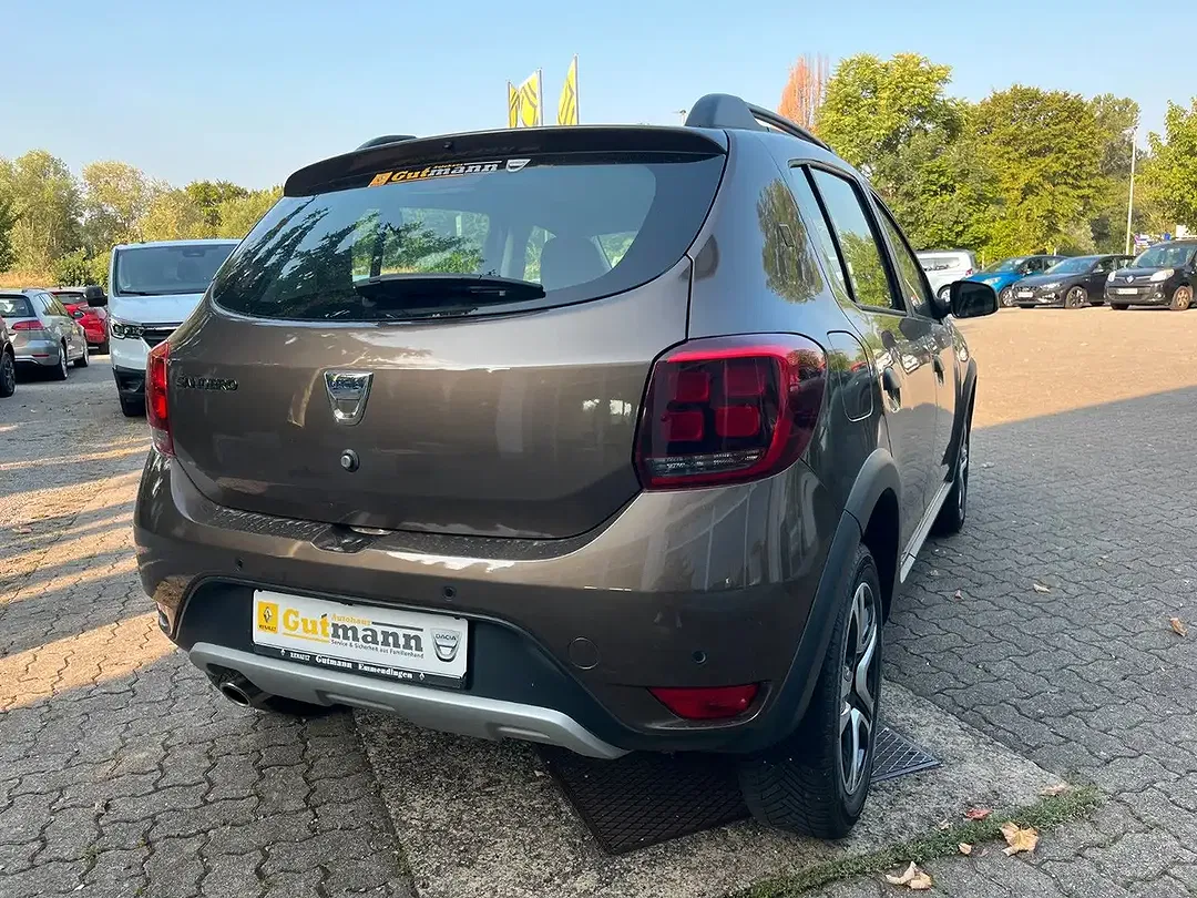 Dacia Sandero - Thumbnail 4