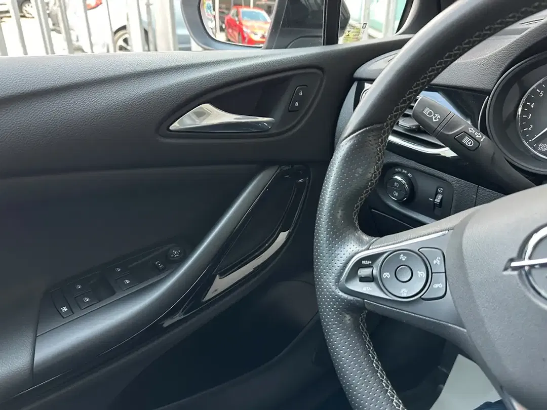 Opel Astra - Thumbnail 6
