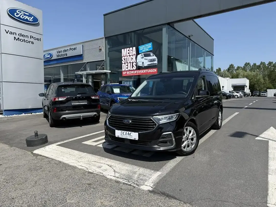 Ford Tourneo Connect - Thumbnail 1