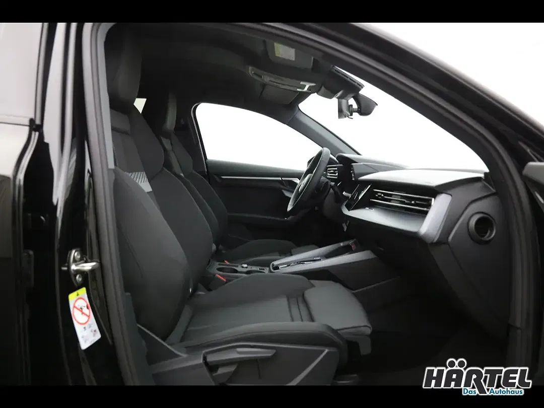 Audi A3 - Thumbnail 5