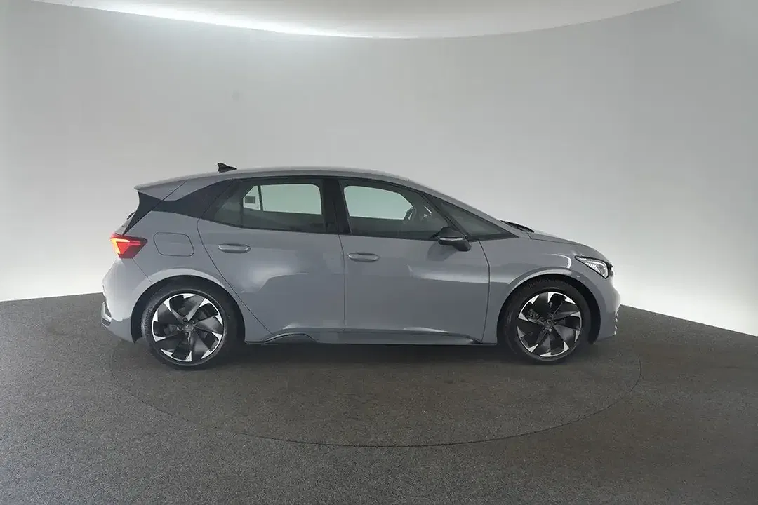 CUPRA Born - Thumbnail 6