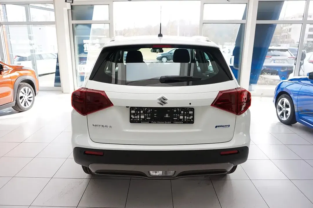 Suzuki Vitara - Thumbnail 6