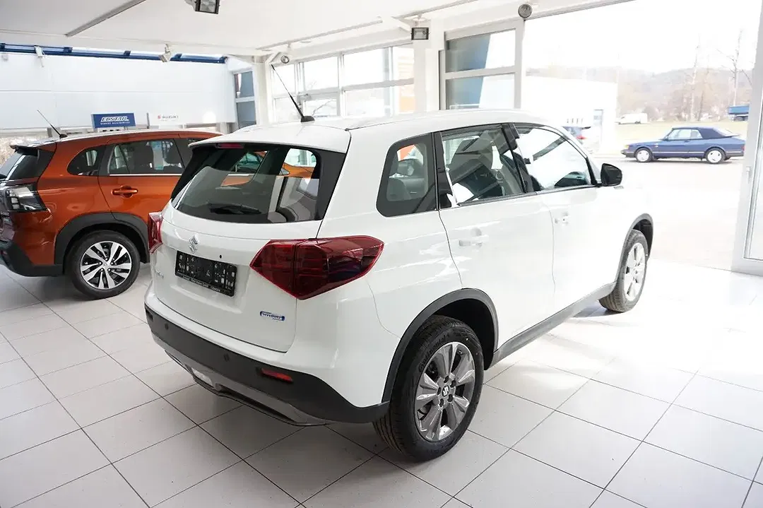 Suzuki Vitara - Thumbnail 7