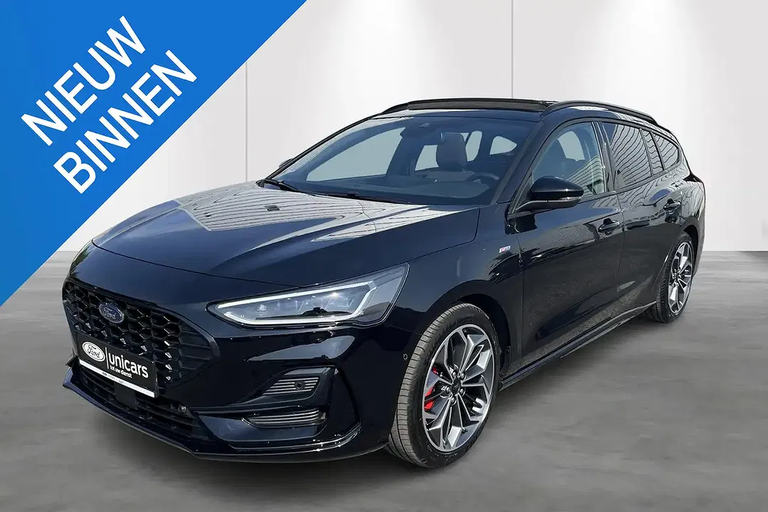 Ford Focus - Thumbnail 1