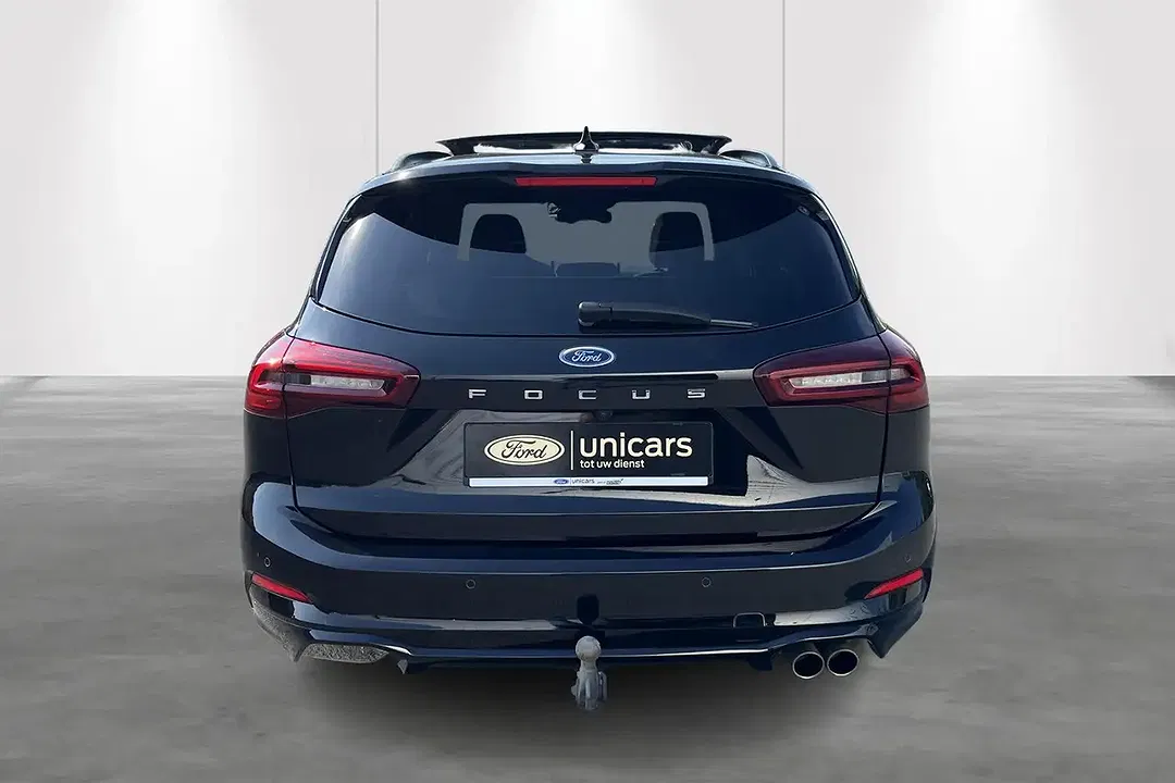 Ford Focus - Thumbnail 9