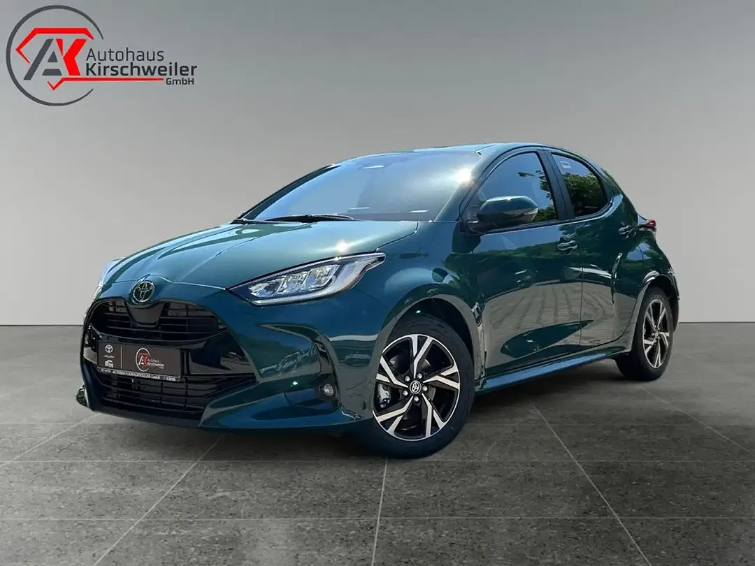 Toyota Yaris - Thumbnail 1