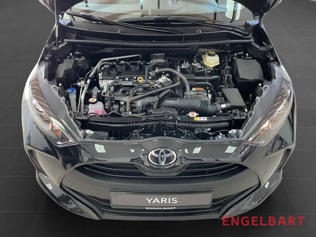 Toyota Yaris - Thumbnail 13
