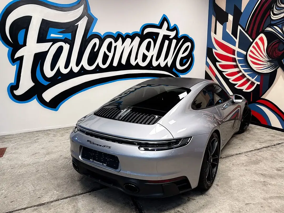 Porsche 992 - Thumbnail 12
