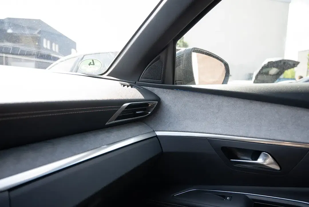 Peugeot 3008 - Thumbnail 11