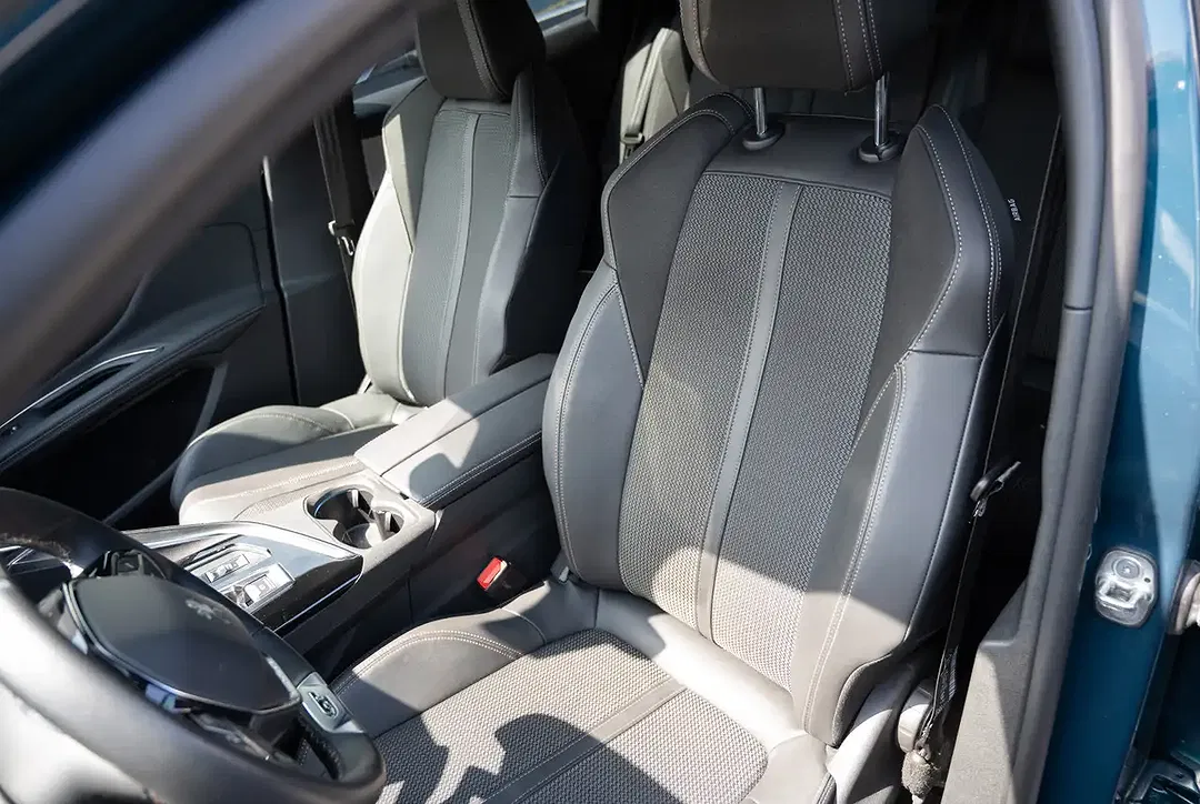 Peugeot 3008 - Thumbnail 6