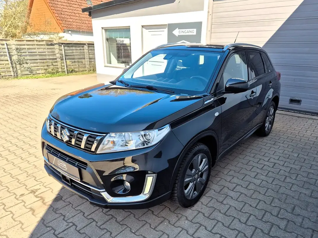 Suzuki Vitara - Thumbnail 3