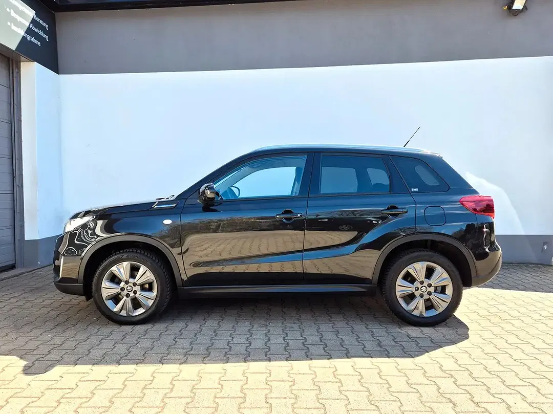 Suzuki Vitara - Thumbnail 4