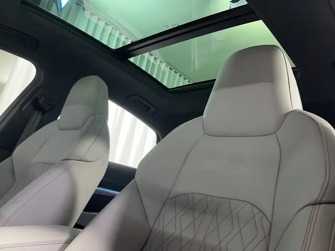 Audi SQ8 - Thumbnail 13