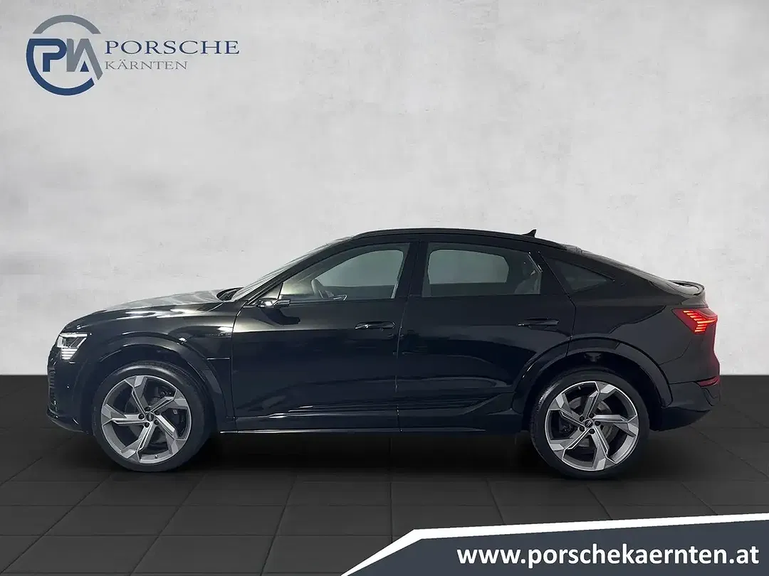 Audi SQ8 - Thumbnail 3