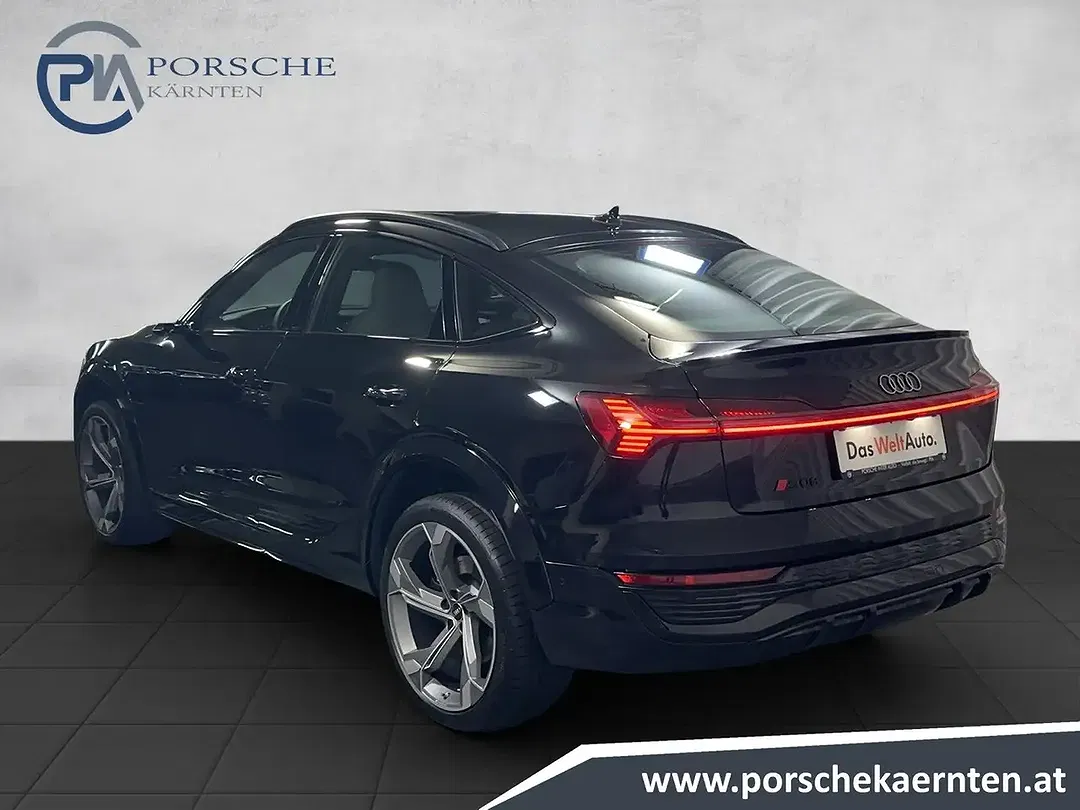 Audi SQ8 - Thumbnail 4