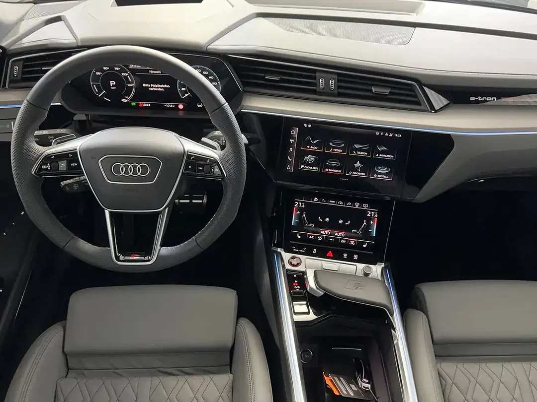 Audi SQ8 - Thumbnail 7
