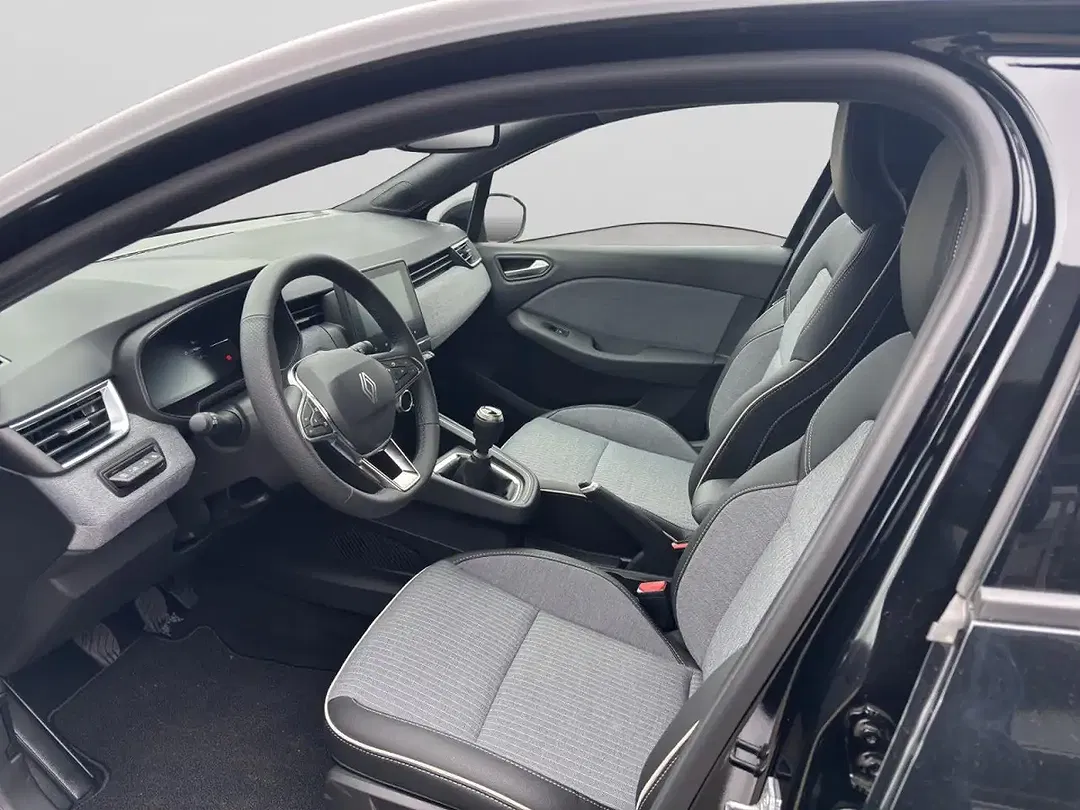 Renault Clio - Thumbnail 11