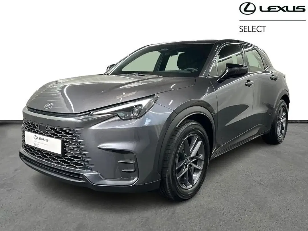 Lexus LBX
