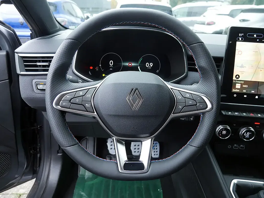 Renault Clio - Thumbnail 7