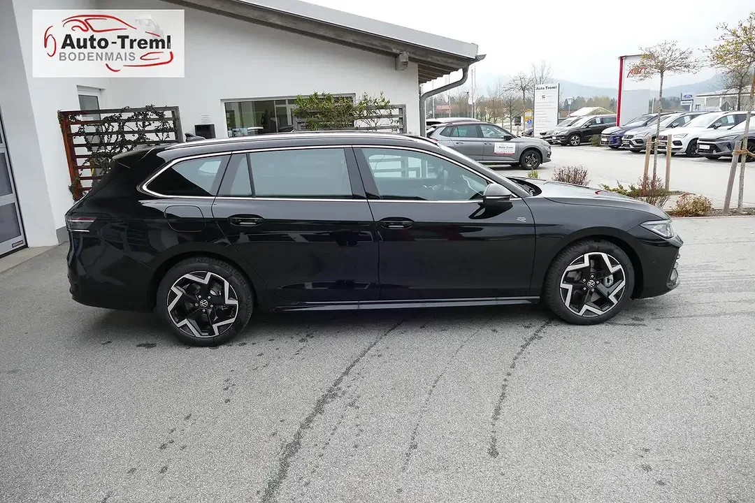 Volkswagen Passat Variant - Thumbnail 2