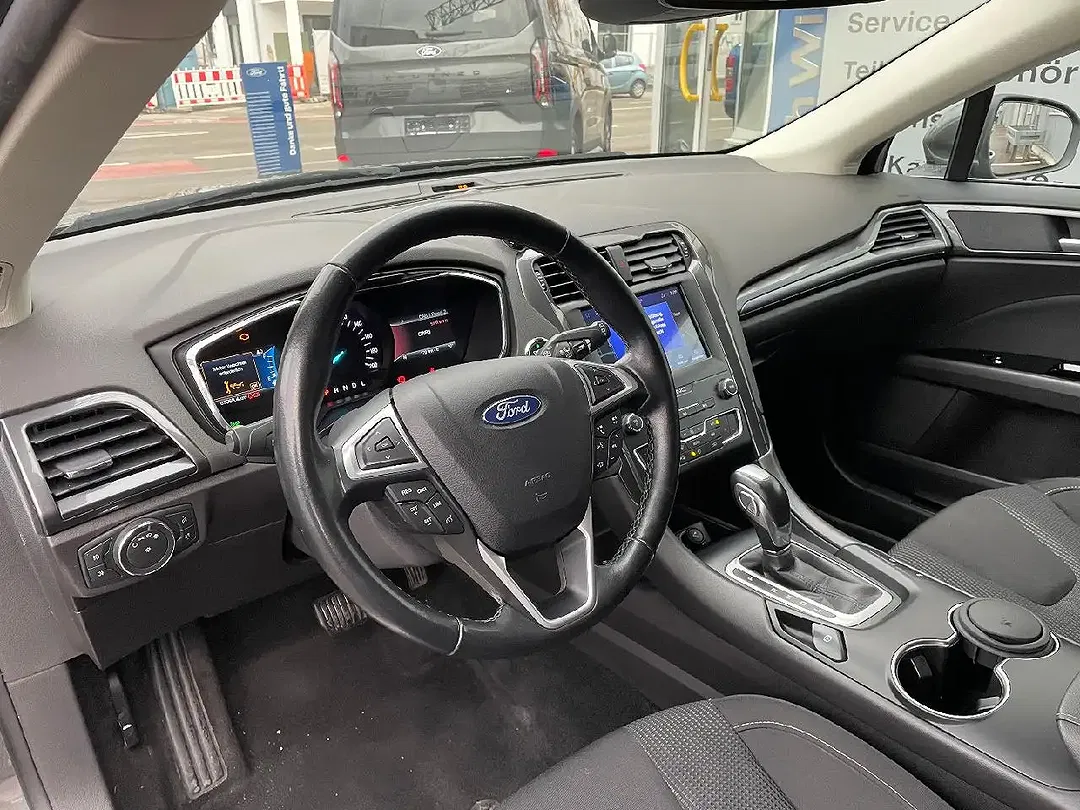 Ford Mondeo - Thumbnail 9