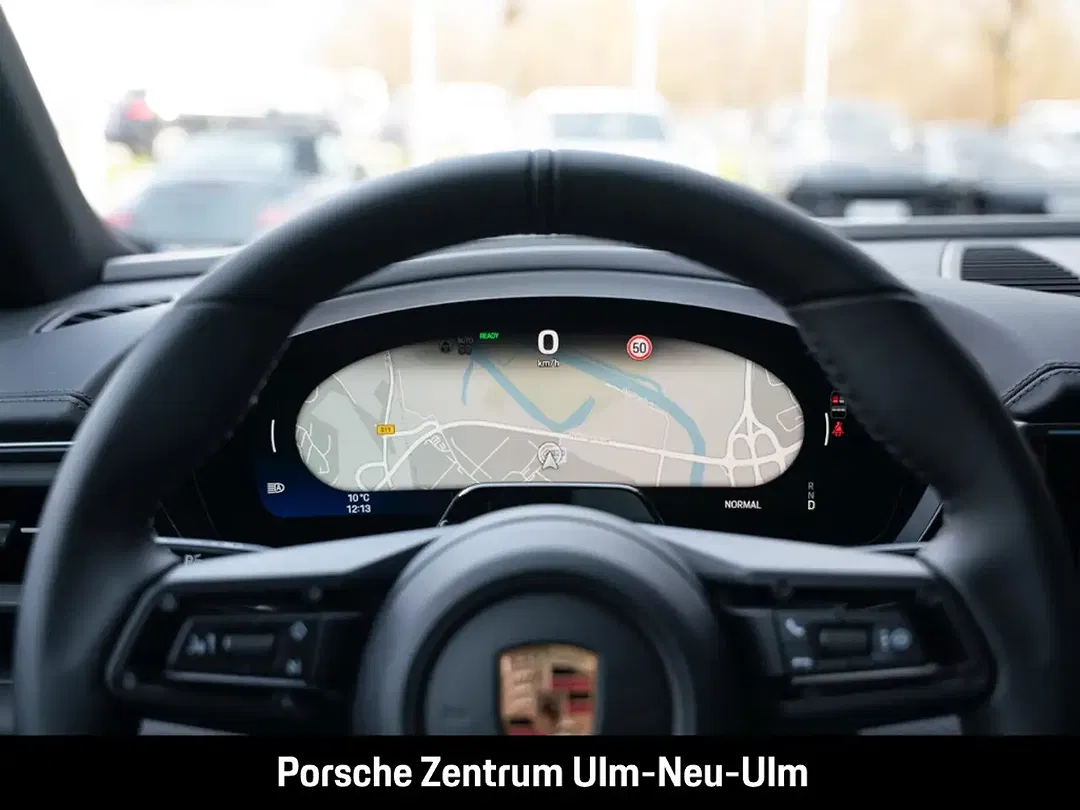 Porsche Macan - Thumbnail 6