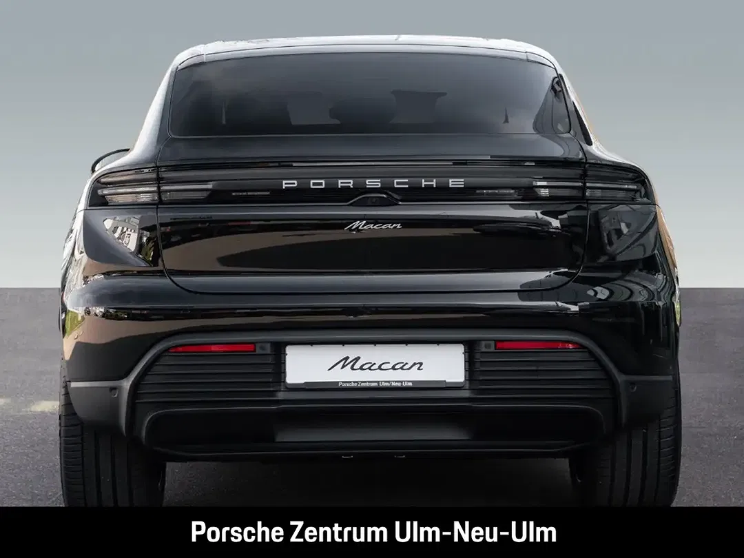 Porsche Macan - Thumbnail 9