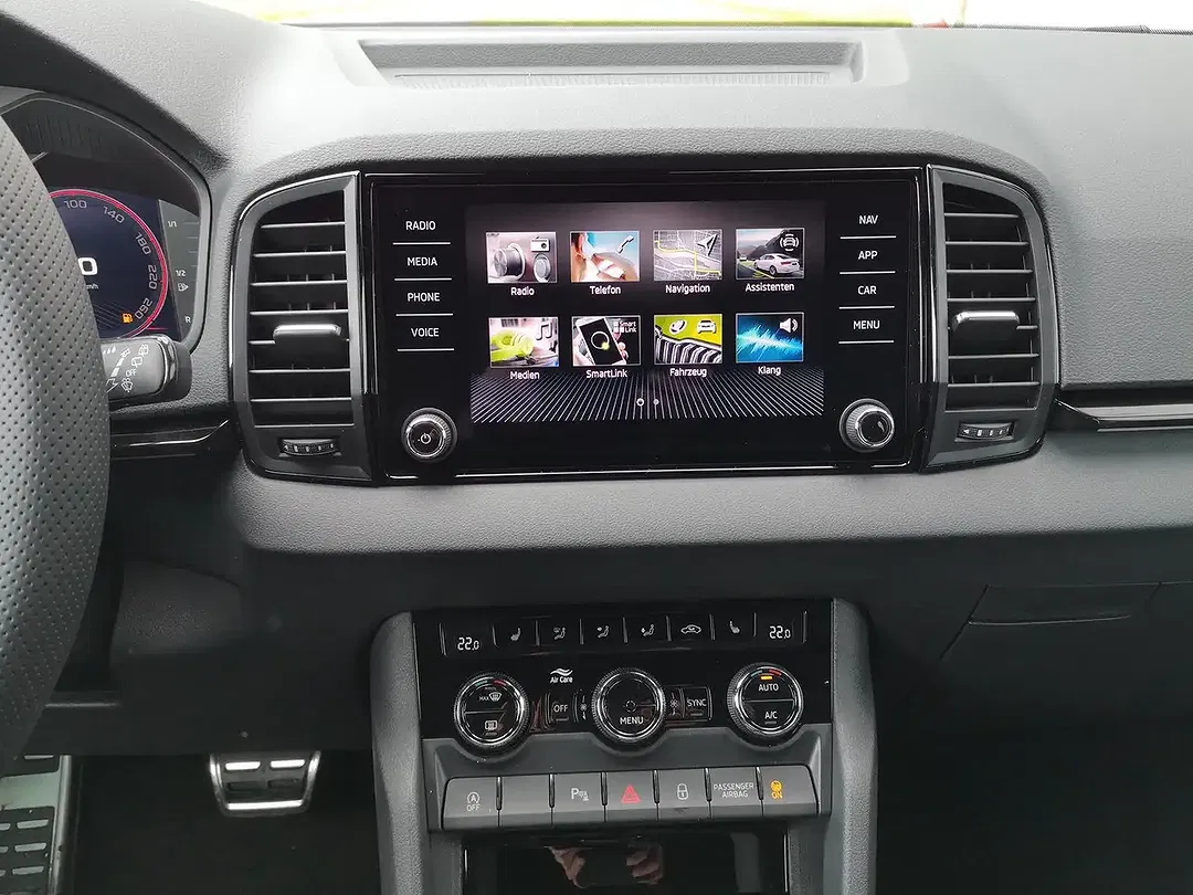 Skoda Karoq - Thumbnail 8