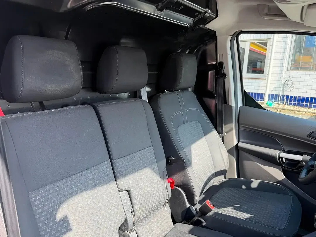 Ford Transit Connect - Thumbnail 10
