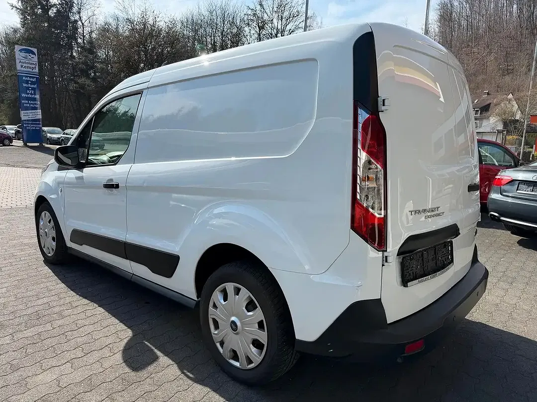 Ford Transit Connect - Thumbnail 3