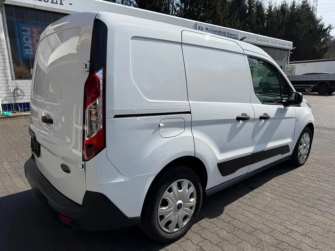 Ford Transit Connect - Thumbnail 5