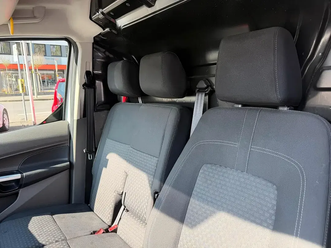 Ford Transit Connect - Thumbnail 9
