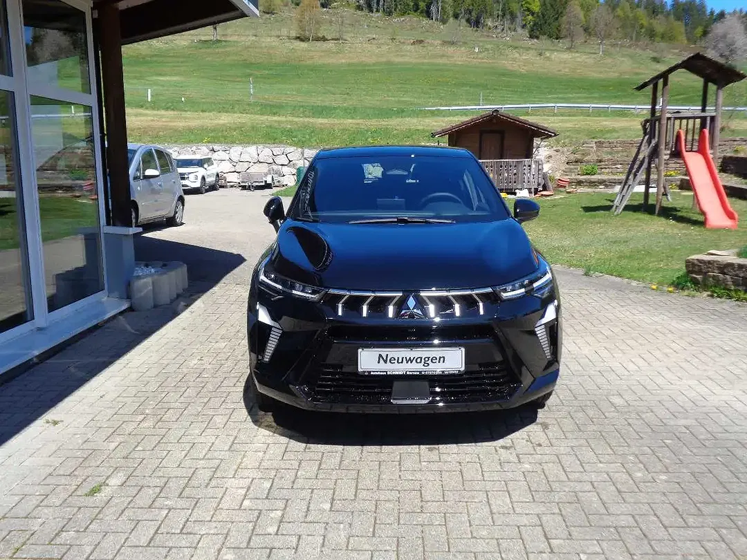 Mitsubishi ASX - Thumbnail 3