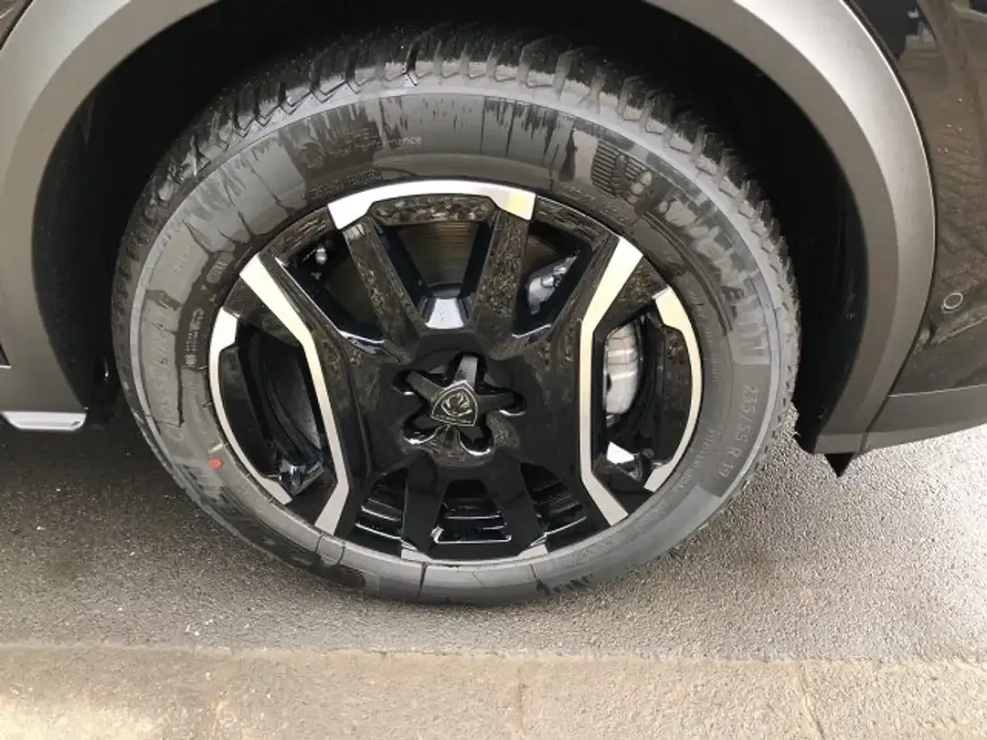 Peugeot 3008 - Thumbnail 5