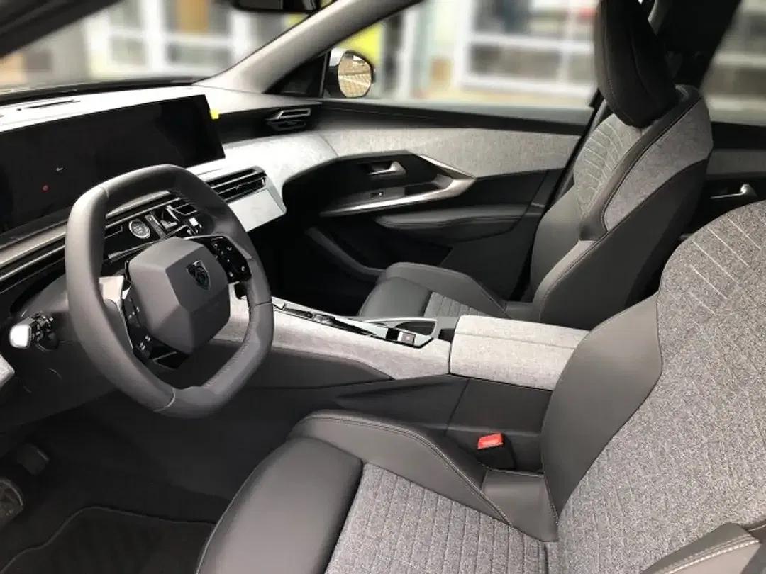 Peugeot 3008 - Thumbnail 7