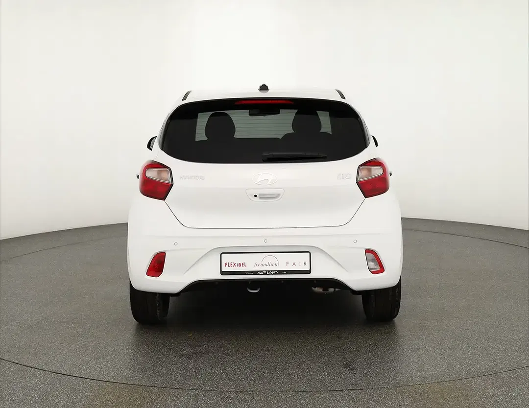 Hyundai i10 - Thumbnail 3