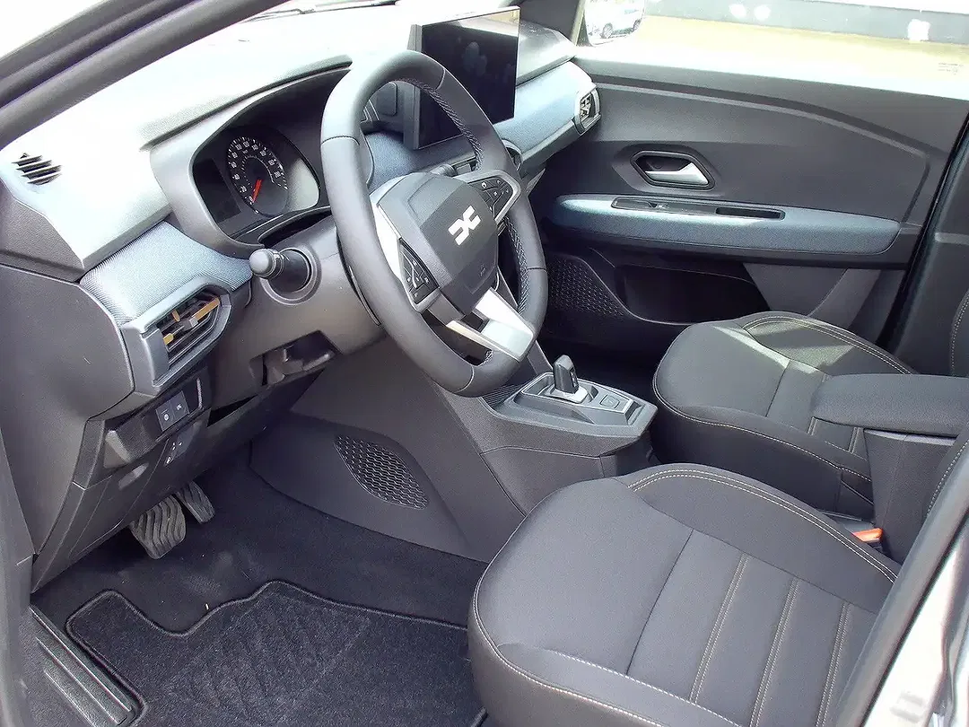 Dacia Sandero - Thumbnail 10