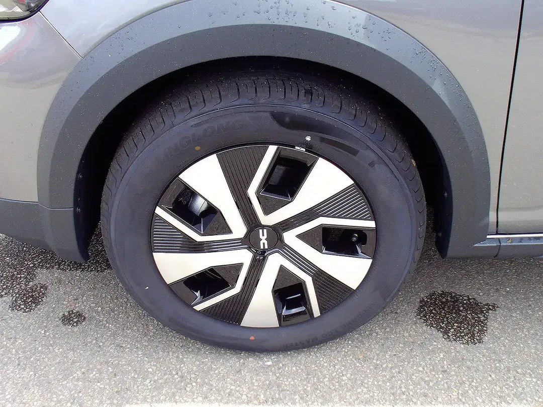 Dacia Sandero - Thumbnail 9