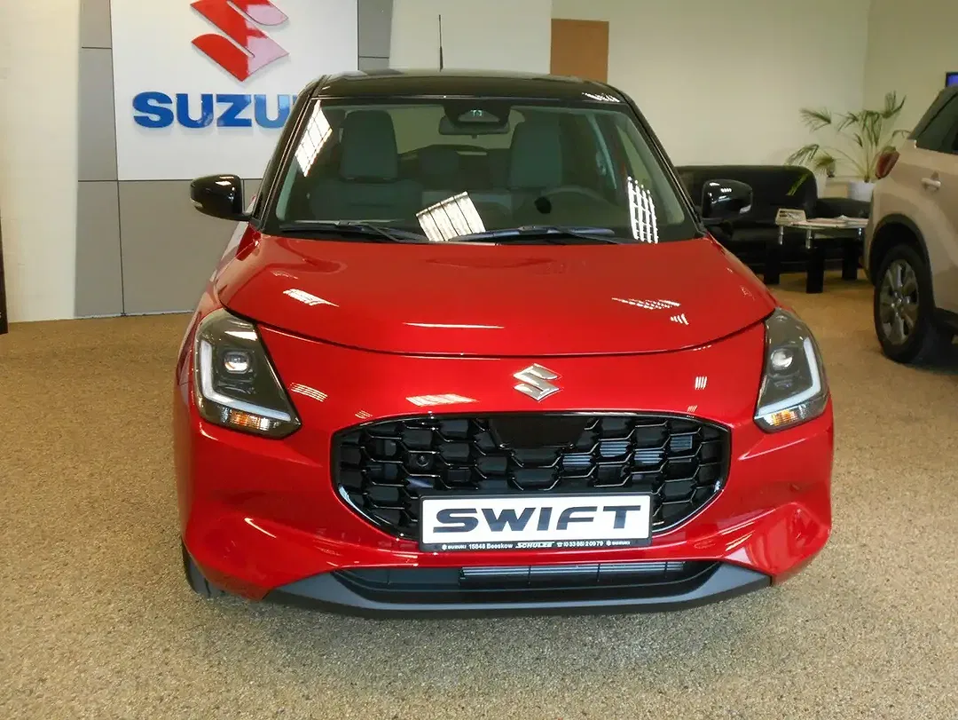 Suzuki Swift - Thumbnail 2