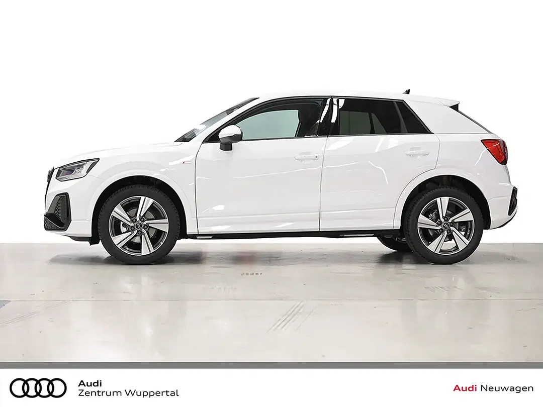 Audi Q2 - Thumbnail 3